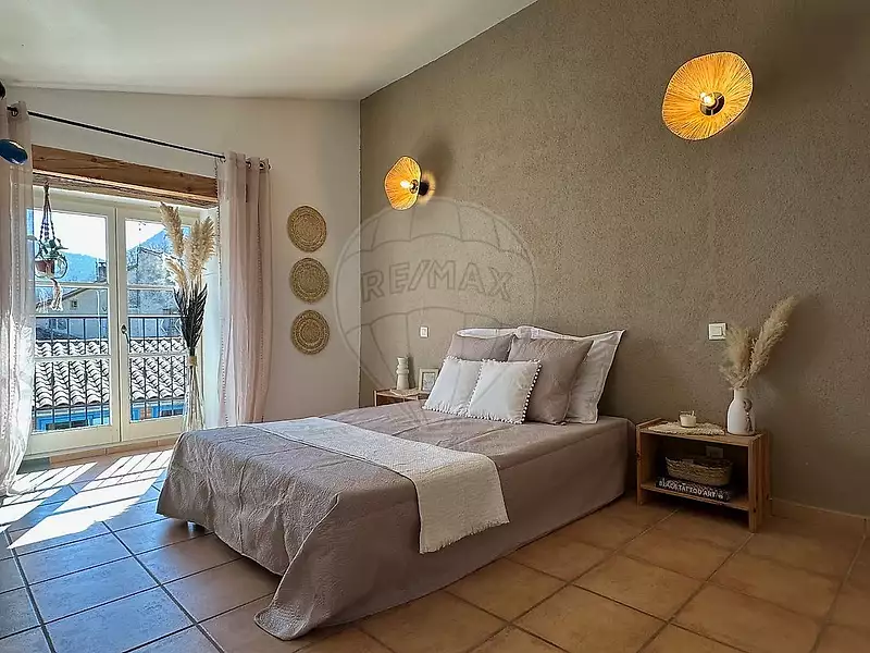 Maison, 233 m²