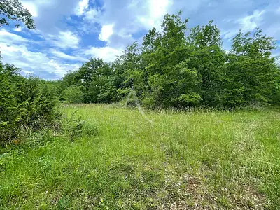 Terrain, 29 925 m²