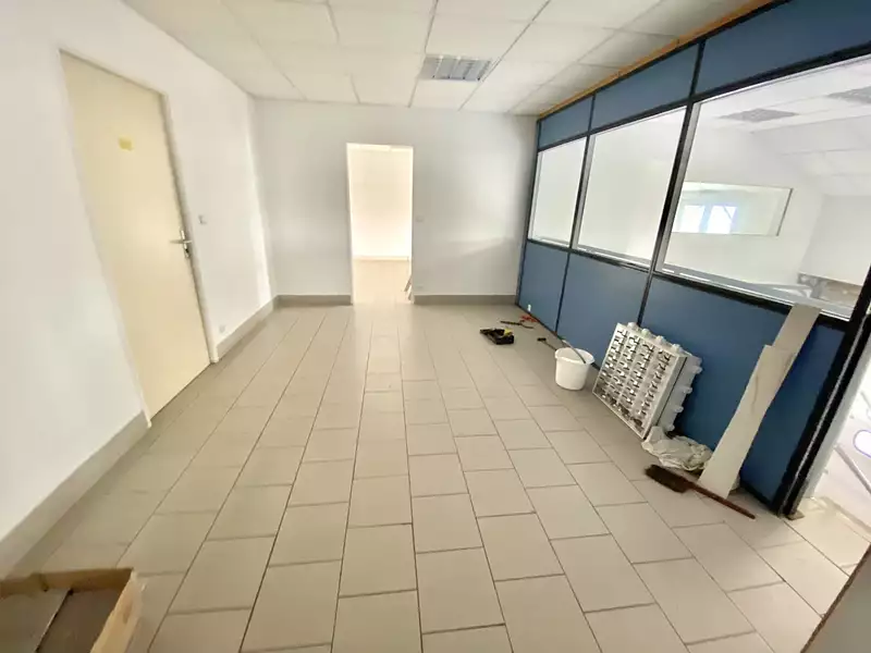 Divers, 380 m²