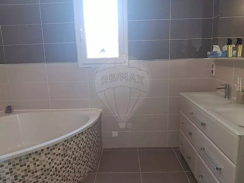 Maison, 165 m²