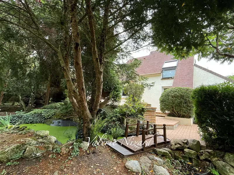 Maison, 205 m²