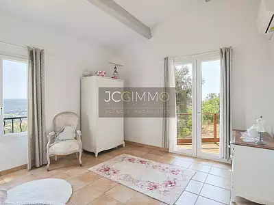 Maison, 190 m²