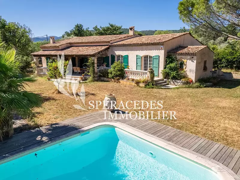 Maison, 177 m²