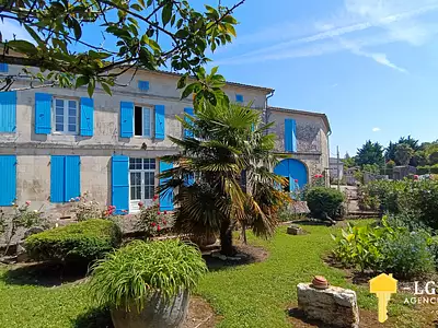 Maison, 260 m²