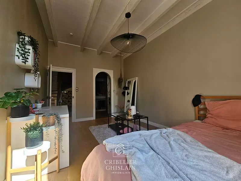 Maison, 250 m²