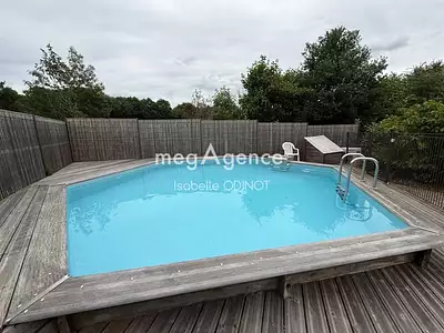 Maison, 233 m²