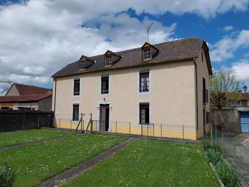 Maison, 180 m²