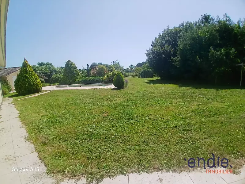 Maison, 162,71 m²