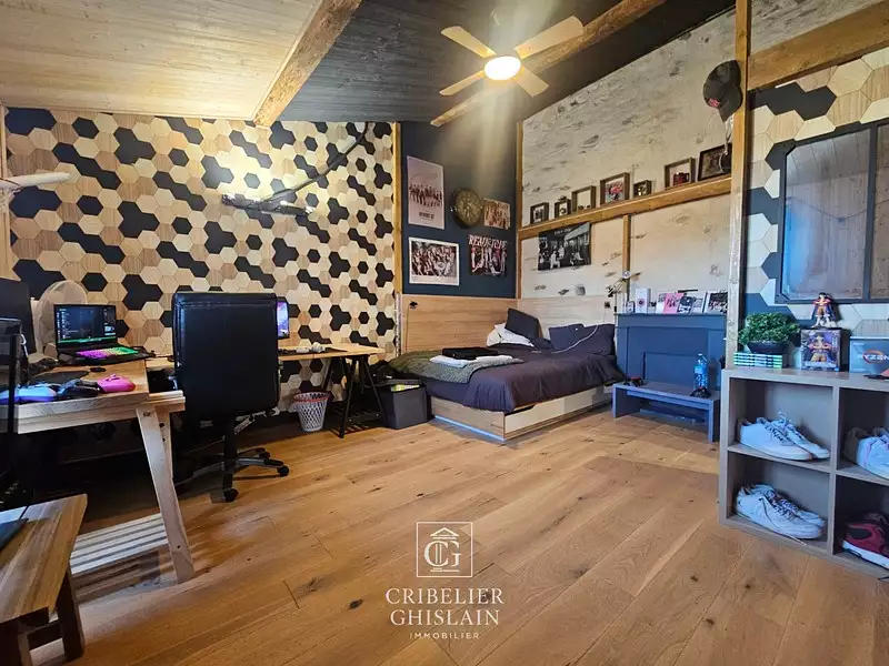 Maison, 250 m²