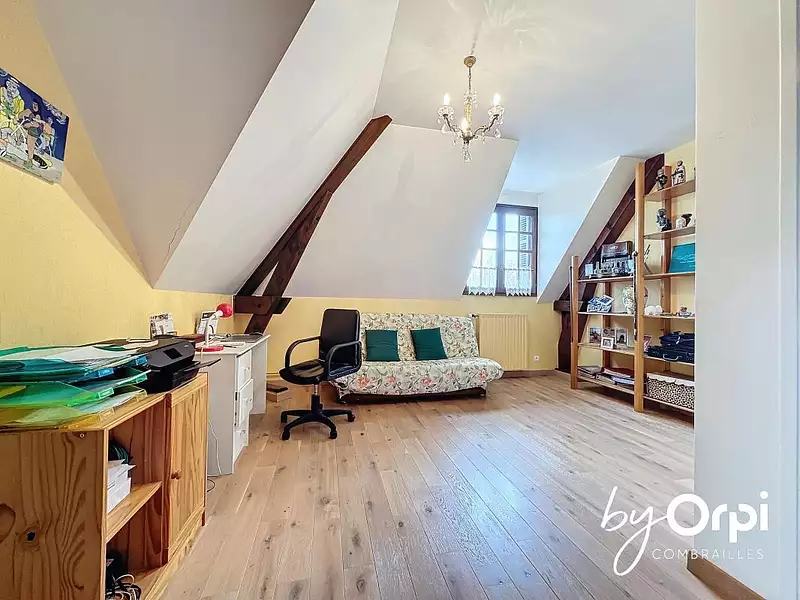 Maison, 319 m²