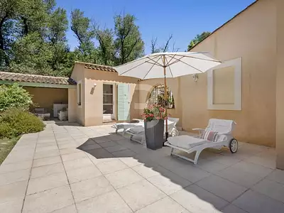 Maison, 240 m²