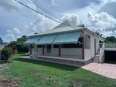 Maison, 236 m²