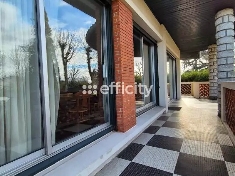 Maison, 195 m²