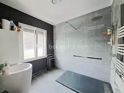 Maison, 115 m²