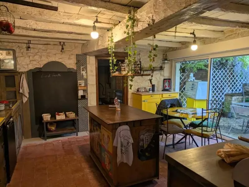 Maison, 252 m²