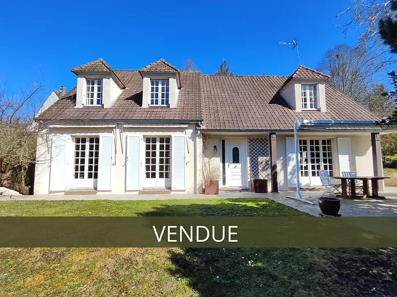 Maison, 180 m²