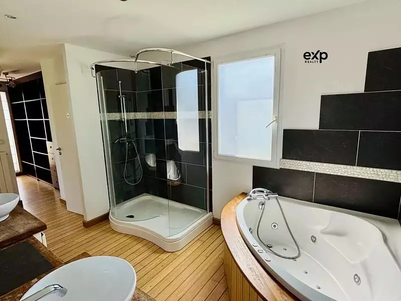 Maison, 136 m²