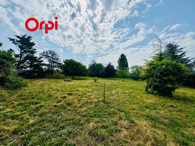 Terrain, 3 800 m²