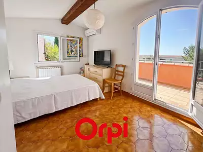 Maison, 240 m²