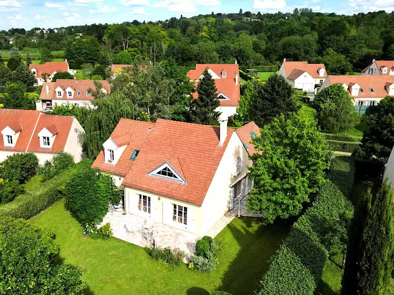 Maison, 227 m²