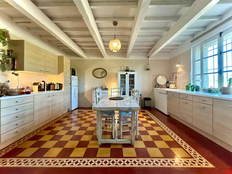 Maison, 219 m²
