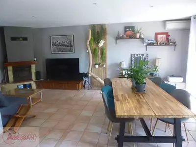 Maison, 93 m²