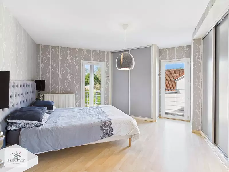 Maison, 315 m²
