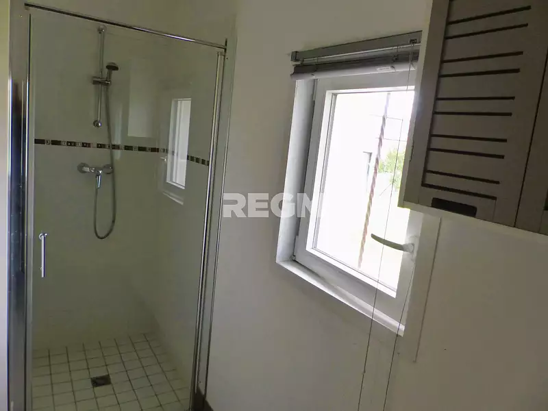 Maison, 77 m²