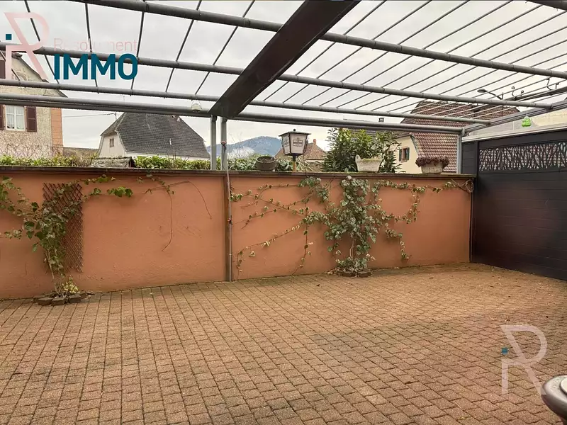 Immeuble, 244,16 m²