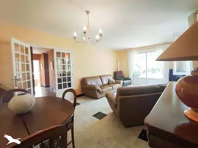 Maison, 201 m²