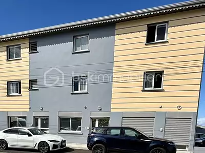 Immeuble, 607 m²