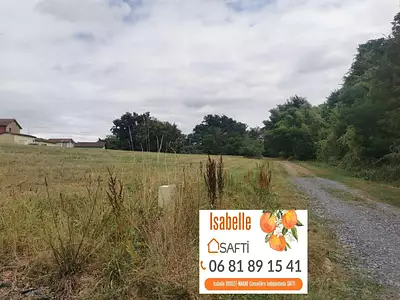 Terrain, 1 072 m²