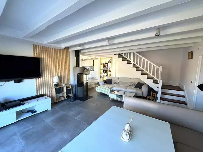Maison, 216 m²
