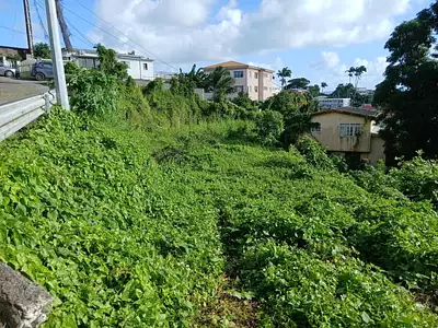 Terrain, 613 m²