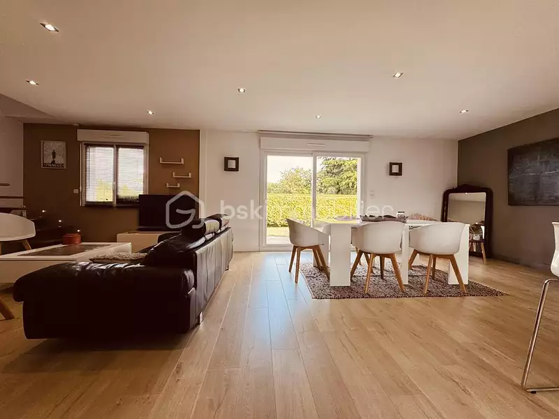 Maison, 123 m²