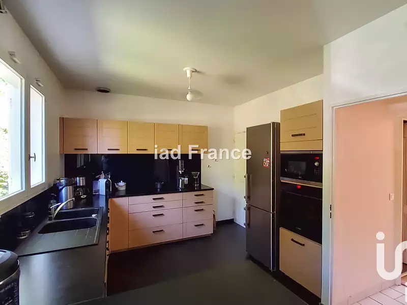 Maison, 259 m²