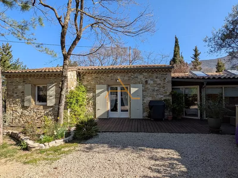 Maison, 176,58 m²