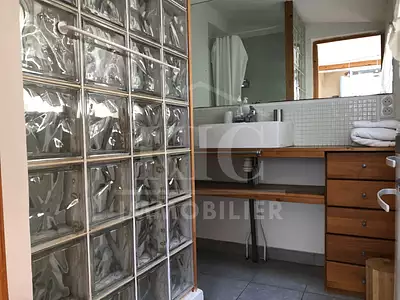 Immeuble, 214 m²