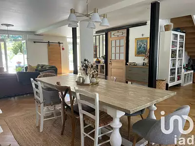 Maison, 165 m²