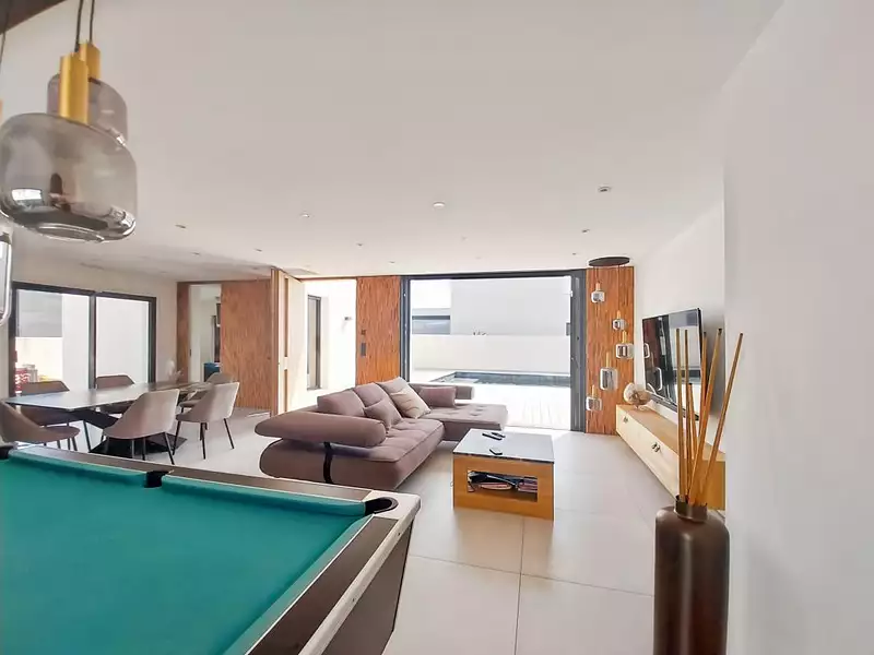 Maison, 153 m²