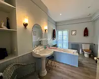 Maison, 738 m²