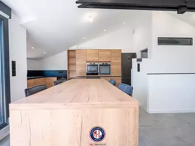 Appartement, 145,9 m²