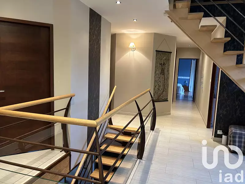 Maison, 323 m²