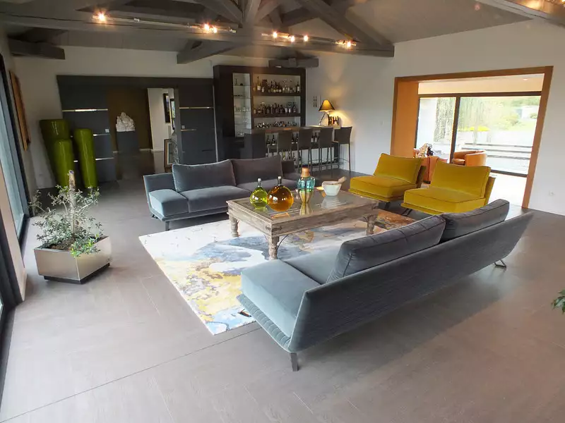 Maison, 730 m²