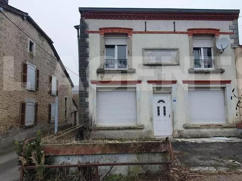 Maison, 250 m²