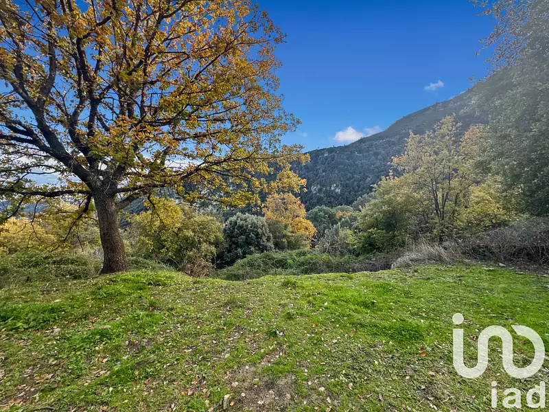 Terrain, 842 m²