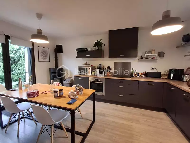 Maison, 146 m²