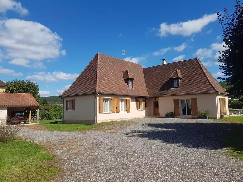 Maison, 236 m²