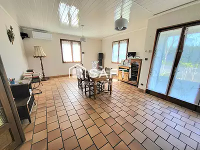 Maison, 169 m²