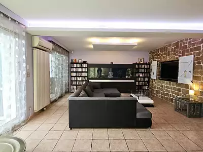 Maison, 285 m²